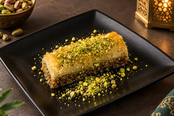 Knafeh dessert